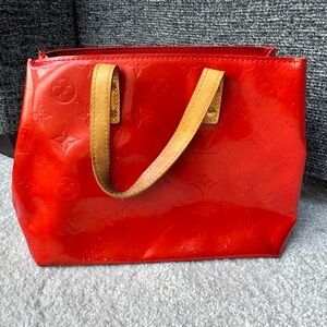 Vintage 2006 Louis Vuitton Monogram Vernis Lead PM Hand Bag Red Rogue